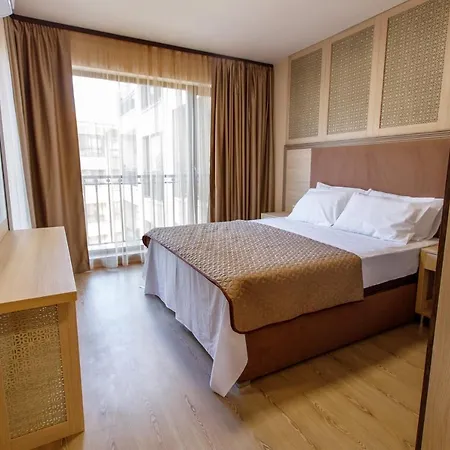 Private In Argisht Partez *